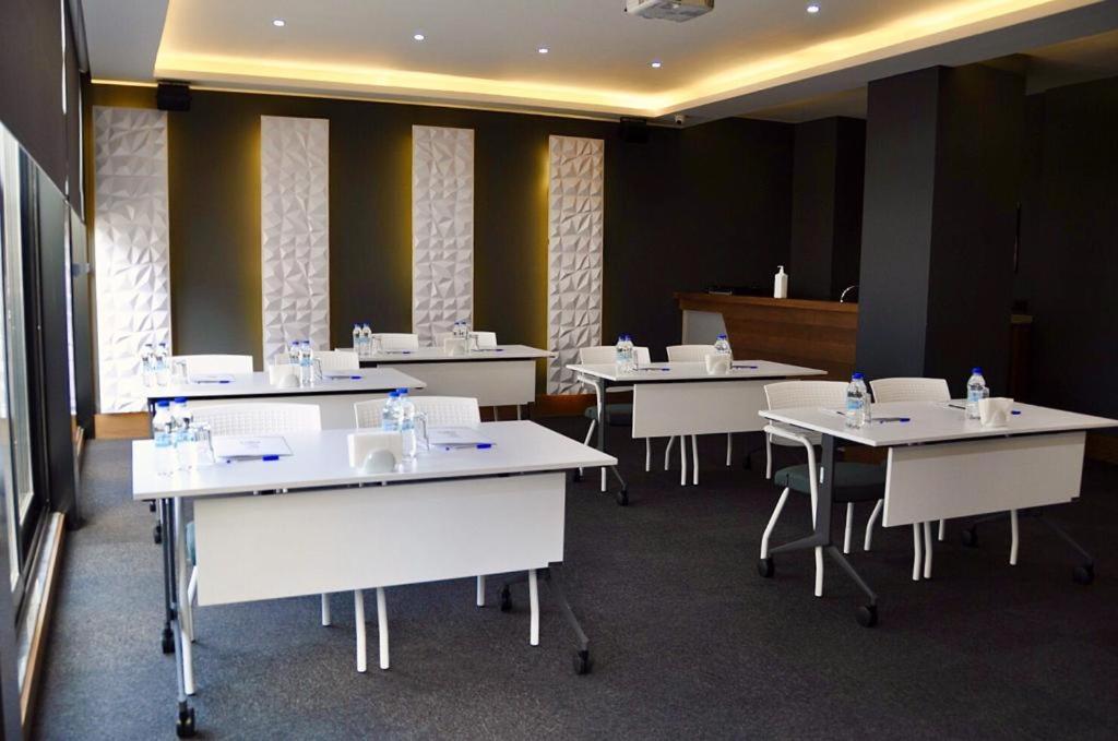 Emens Hotel
