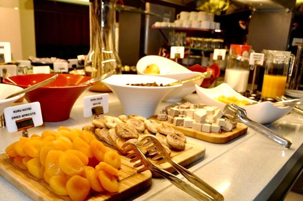 Hotel Emens